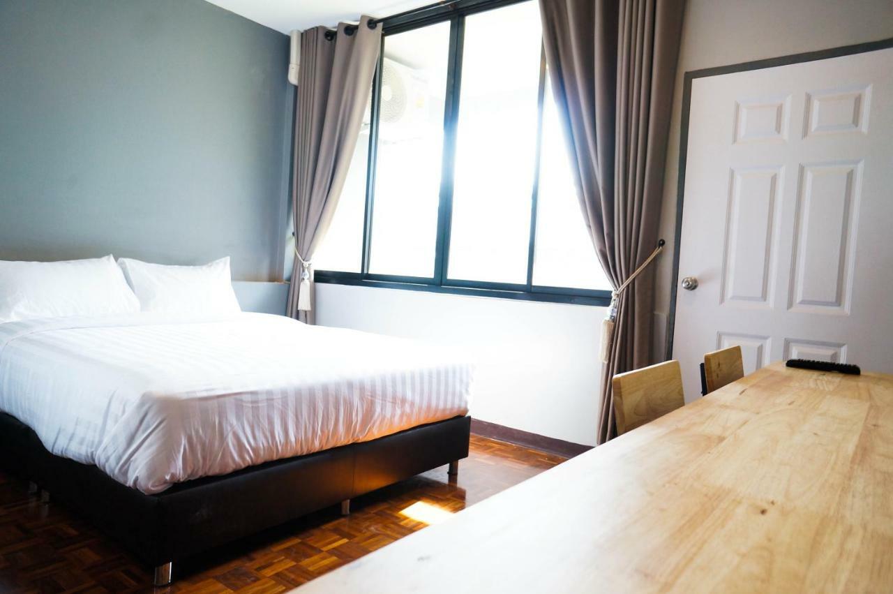 Lux Rooms Night Bazaar Чиангмай Экстерьер фото